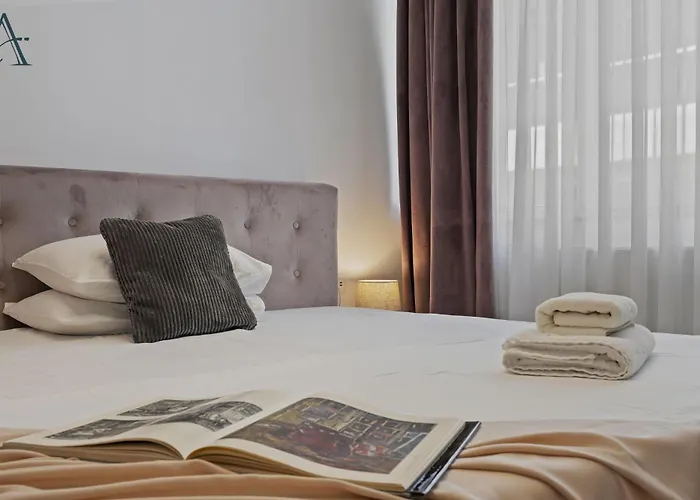 דירה The Moonlight Nest